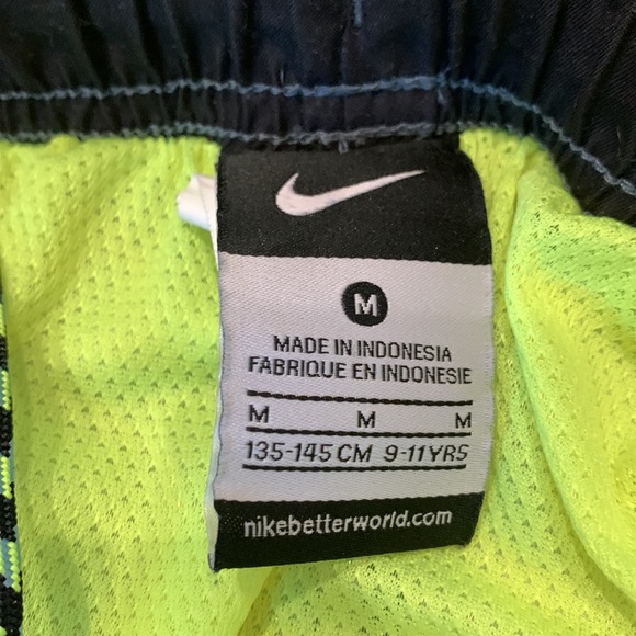 Nike Swim Shorts. Kids Size M - Picture 4 of 5